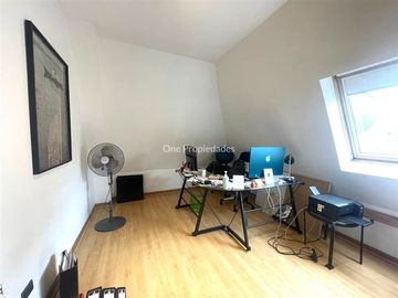 Departamento en Venta en Duplex 100m2 Ricardo Lyon Simon Bolivar
