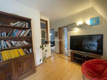 Departamento en Venta en Duplex 100m2 Ricardo Lyon Simon Bolivar