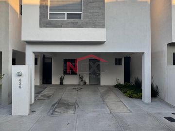 CASA EN VENTA AL PONIENTE EN SANTORINI