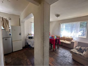 Se vende Casa con terreno