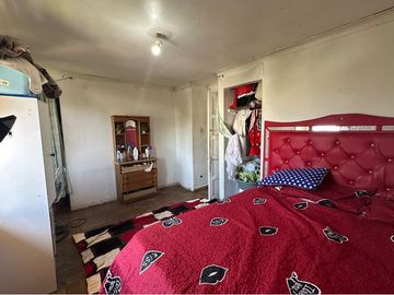 Se vende Casa con terreno