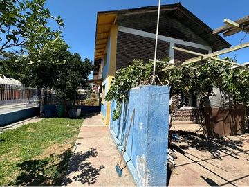 Se vende Casa con terreno