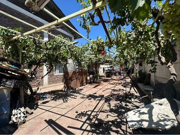 Se vende Casa con terreno