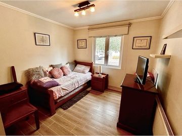 NUEVO PRECIO! LINDA CASA EN CONDOMINIO PIEDRA ROJA