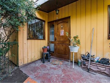 Amplia y cálida casa con excelente ubicación