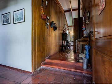 Amplia y cálida casa con excelente ubicación