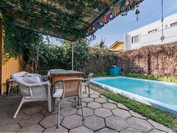 Amplia y cálida casa con excelente ubicación