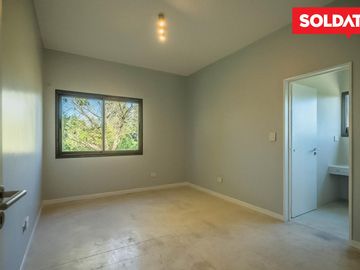 Casa en  venta en barrio Los Tacos - 4 dormitorios - Apto credito