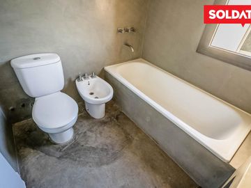 Casa en  venta en barrio Los Tacos - 4 dormitorios - Apto credito