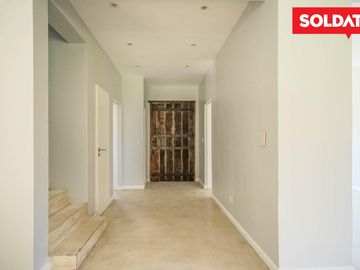 Casa en  venta en barrio Los Tacos - 4 dormitorios - Apto credito