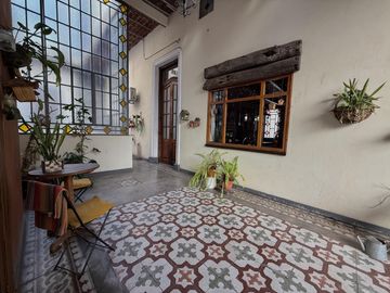 - Casa de estilo en Barrio Martin -