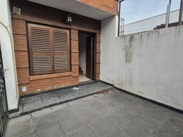 Venta PH 3 Ambientes en moron