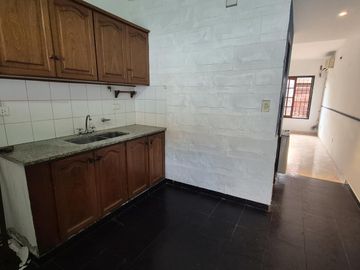 Venta PH 3 Ambientes en moron