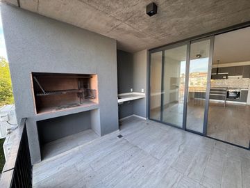 VENTA DEPARTAMENTO 2 AMBIENTES  EN TIGREVISTA
