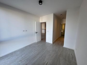 VENTA DEPARTAMENTO 2 AMBIENTES  EN TIGREVISTA