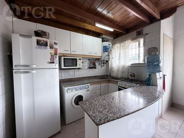 Departamento en Martin Coronado de 4 ambientes cochera, seguridad 24hs y amenitis