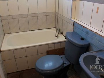 CASA 2 PISOS 3D 1B, EN SECTOR LOS ACACIOS, LOS ANDES