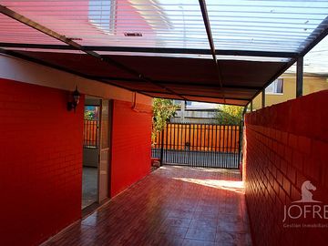 CASA 2 PISOS 3D 1B, EN SECTOR LOS ACACIOS, LOS ANDES