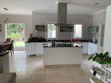 Casa en  Barrio Cerrado La Isla al Lago - Nordelta