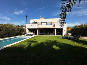 Casa en venta en Barrio Santa Ines Canning