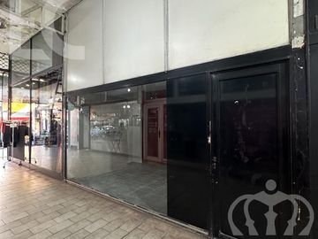 Venta de Local en pleno centro de Lanús Este
