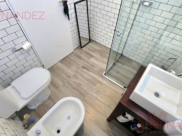PH con terraza propia y parrilla en venta en Villa Pueyrredon