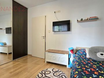 PH con terraza propia y parrilla en venta en Villa Pueyrredon