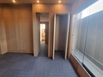 VENTA CASA EN CHAPALITA ORIENTE