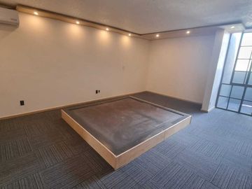 VENTA CASA EN CHAPALITA ORIENTE
