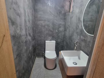 VENTA CASA EN CHAPALITA ORIENTE