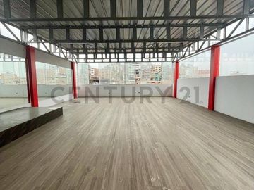 VENTA DE EDIFICIO DE 6 PISOS EN ZONA COMERCIAL – SAN JUAN DE MIRAFLORES