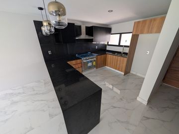 Casa Nueva en Venta en el Edén Bosques de Santa Anita