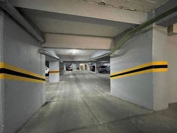 Venta de departamento en planta baja con una propia y amplia terraza