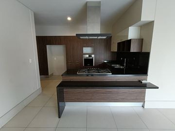 Venta de departamento cercano a Andares