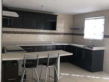 Casa en  VENTA Cumbres San Agustin sect Madrid en Monterrey
