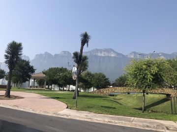 Casa en  VENTA Cumbres San Agustin sect Madrid en Monterrey