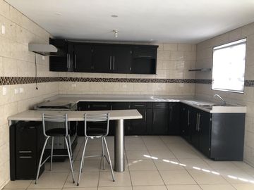 Casa en  VENTA Cumbres San Agustin sect Madrid en Monterrey