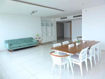 Alquiler de apartamento en PH Altamar del Este, Costa del Este