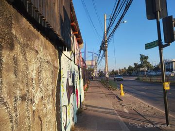 Gran Propiedad Esquina con Potencial Comercial La Granja