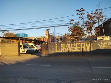 Gran Propiedad Esquina con Potencial Comercial La Granja