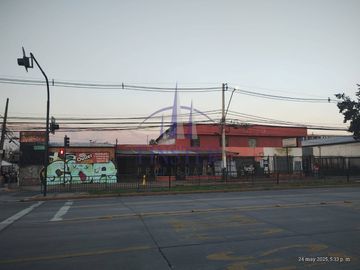 Gran Propiedad Esquina con Potencial Comercial La Granja