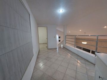 Casa en Fraccionamiento en Vista Hermosa Cuernavaca - LLR-157-Fr