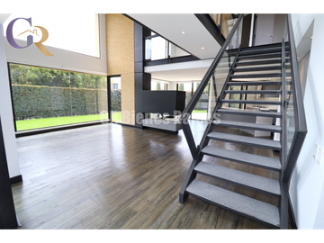 Renta Casa Arborada de Cota en Cota Cundinamarca