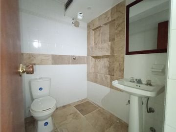 VENTA CASA CON APARTAESTUDIOS CON LOCAL CANEY SUR DE CALI