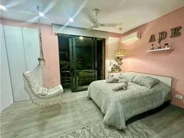 HERMOSA CASA DE DOS NIVELES EN VENTA EN VILLA CAMPESTRE. De lujo