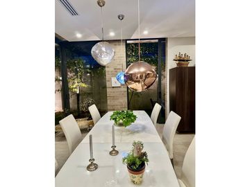 HERMOSA CASA DE DOS NIVELES EN VENTA EN VILLA CAMPESTRE. De lujo