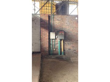 VENTA DE DOS  BODEGAS GUABINAS YUMBO