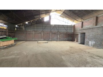 VENTA DE DOS  BODEGAS GUABINAS YUMBO