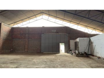 VENTA DE DOS  BODEGAS GUABINAS YUMBO