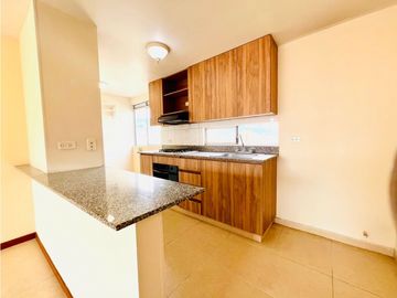VENDO APARTAMENTO EN LAURELES